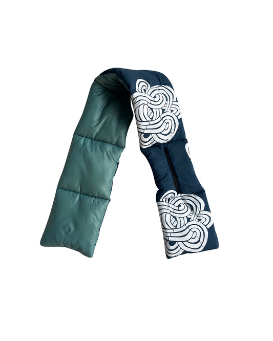 Green Infinity Knots Puffer Scarf | Colorful Winter | cukimber designs